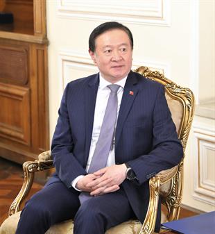 دیدار خداحافظی سفیر چین